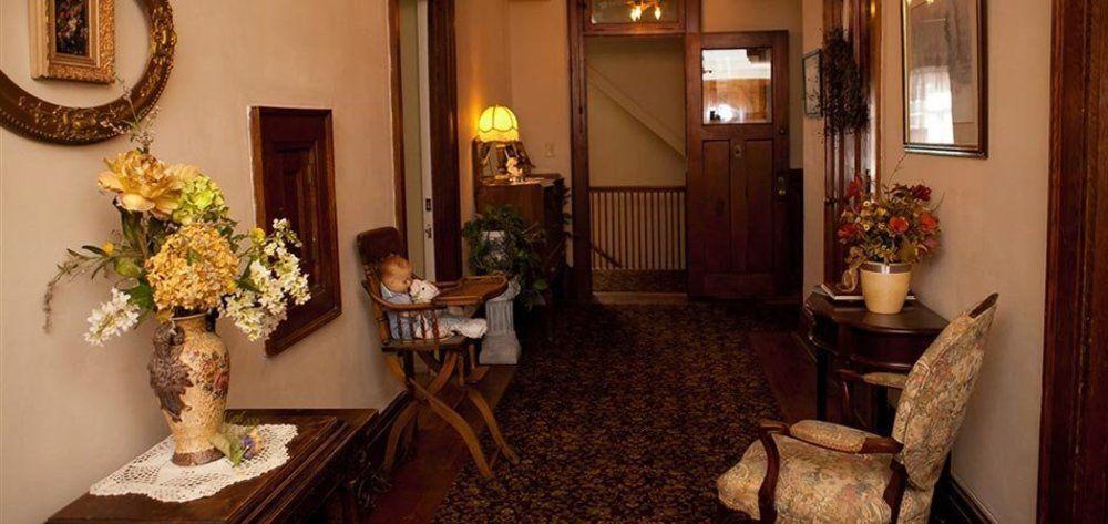 Westphal Mansion Inn Bed & Breakfast Hartford Экстерьер фото