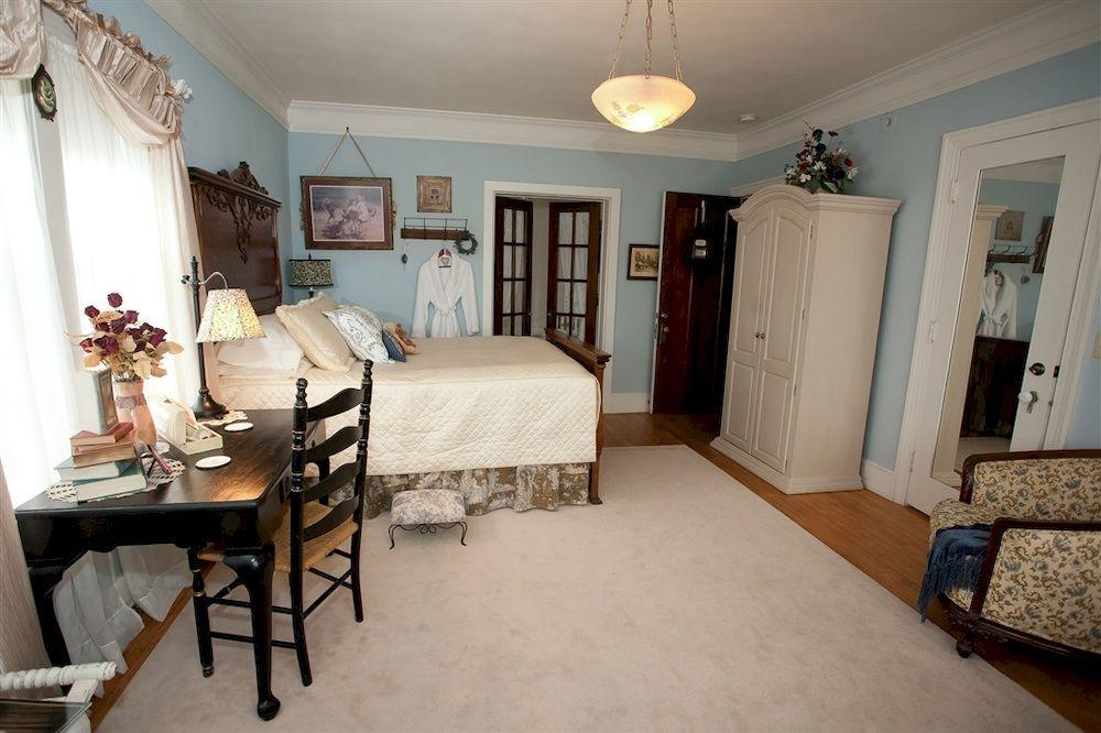 Westphal Mansion Inn Bed & Breakfast Hartford Экстерьер фото