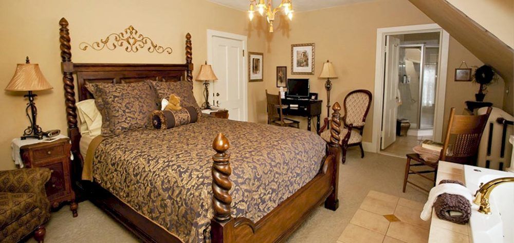 Westphal Mansion Inn Bed & Breakfast Hartford Экстерьер фото